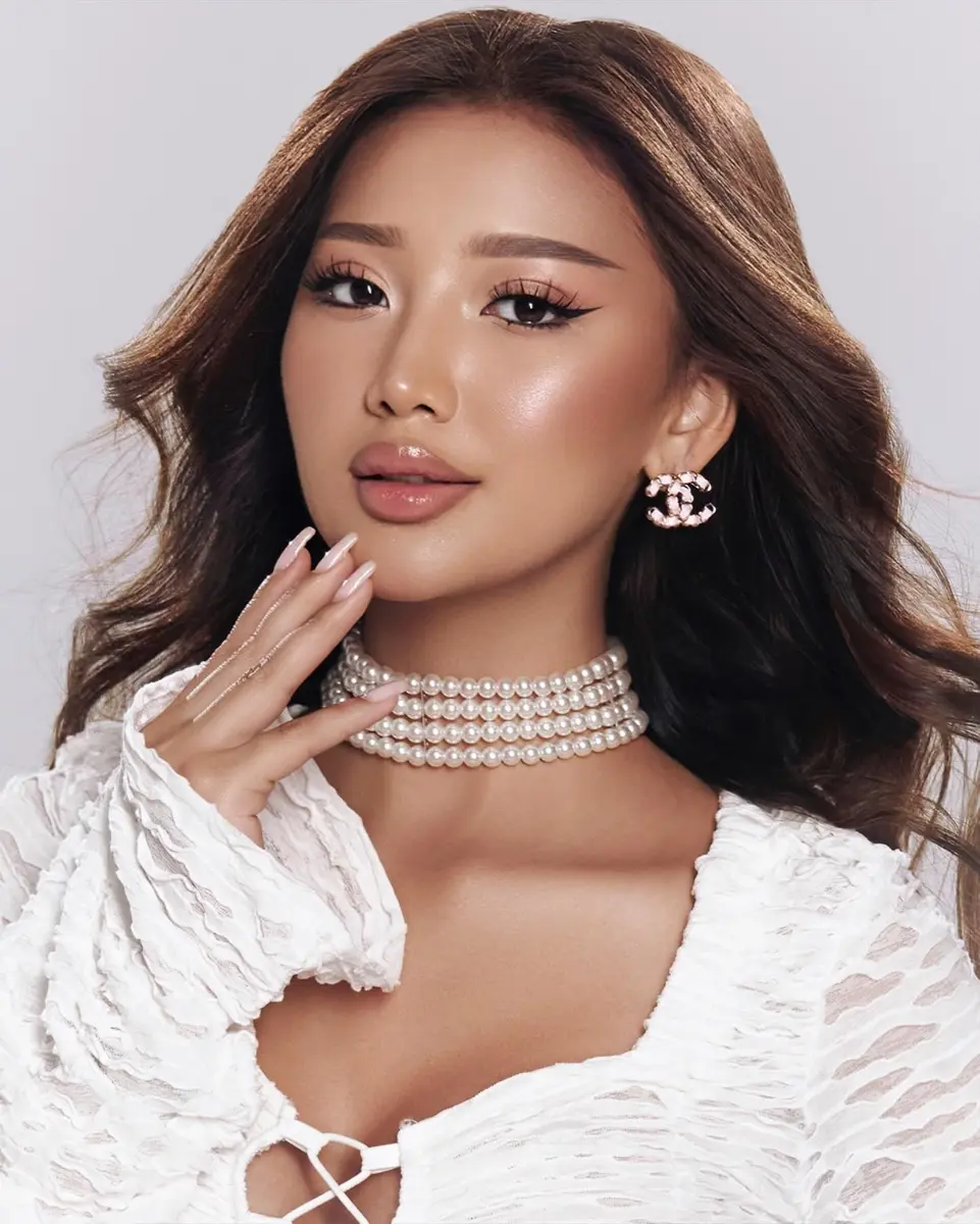 Alsu escort in London