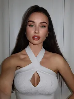 Ariel escort in London