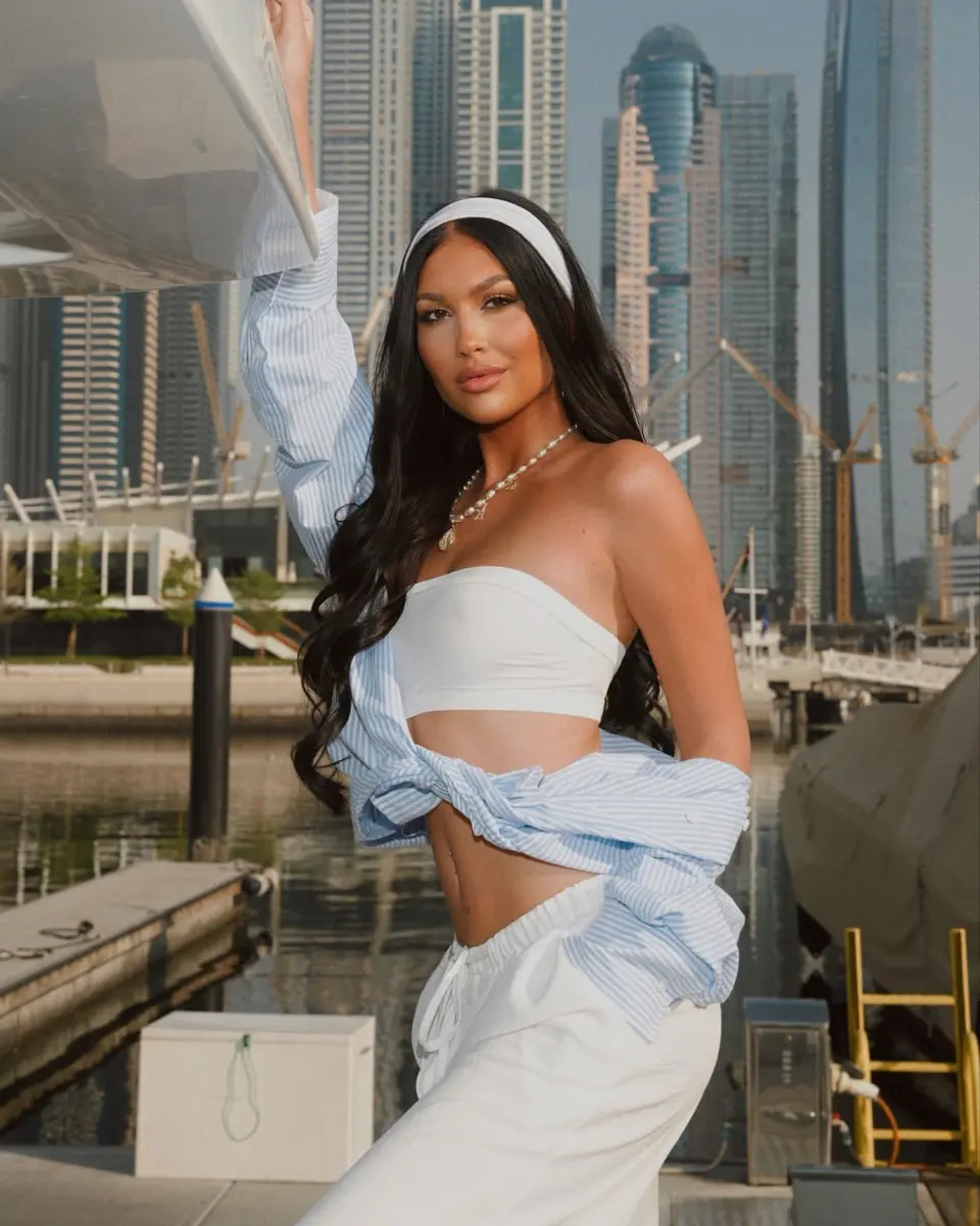 Arima escort in London