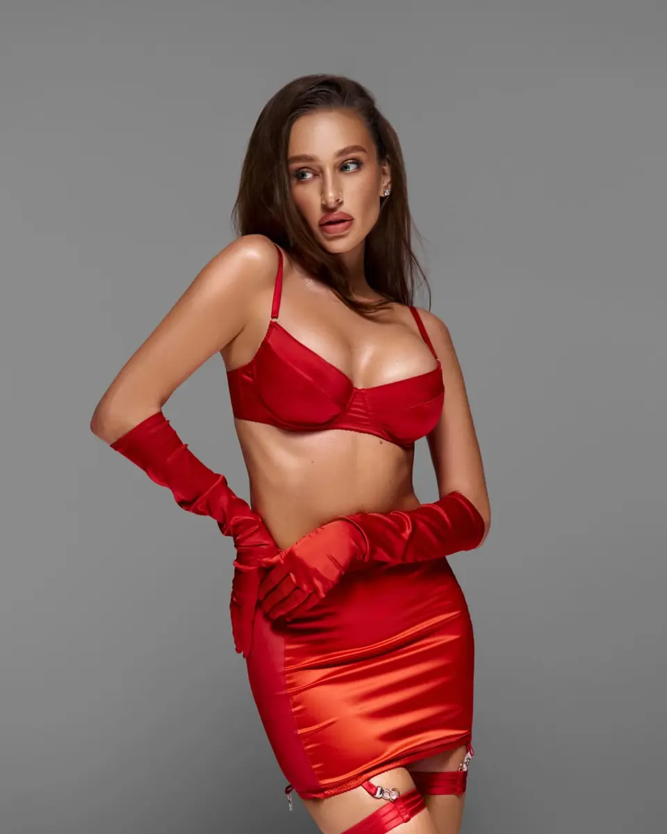 Dasha escort in London