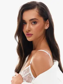 Drama escort in London