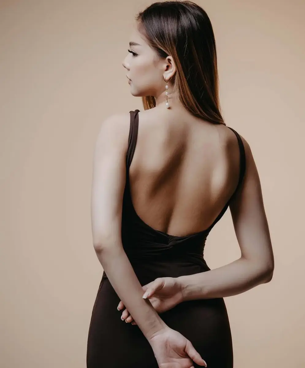 Elise escort in London