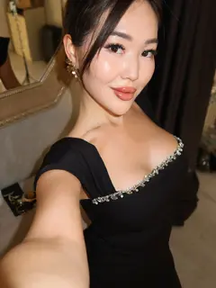 Karina escort in London