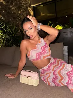 Lora escort in London
