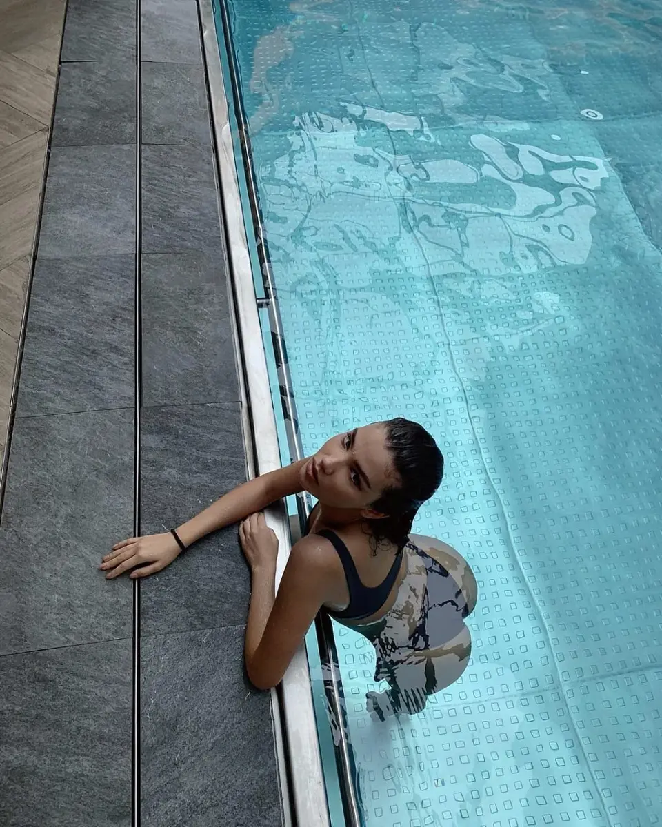 Malika escort in London