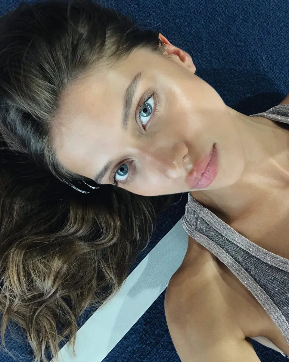 Mary escort in London