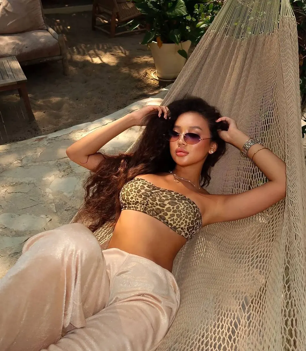 Maya escort in London
