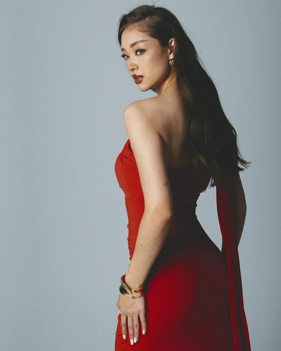 Minami escort in London
