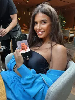 Monika escort in London