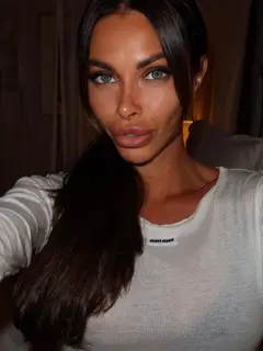 Nona escort in London