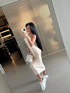 Oksana escort in London