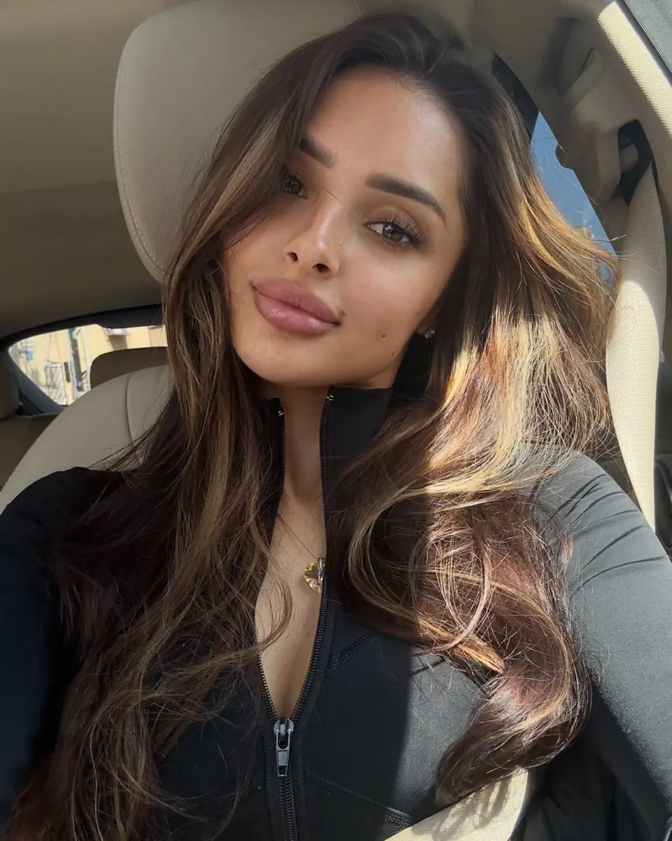 Oli escort in London