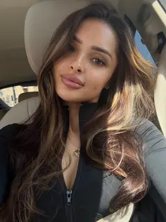 Oli escort in London