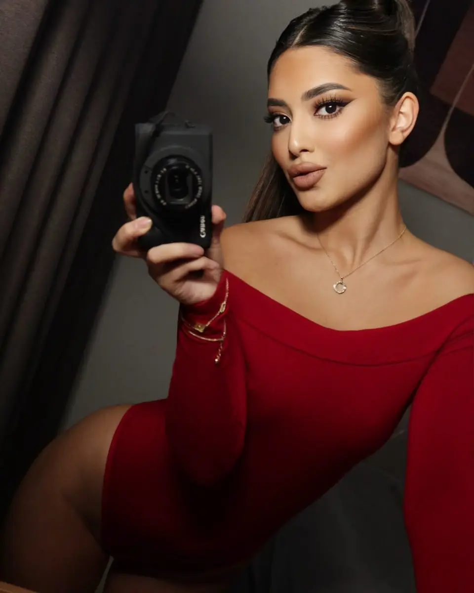 Ria escort in London