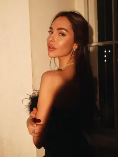 Vera escort in London