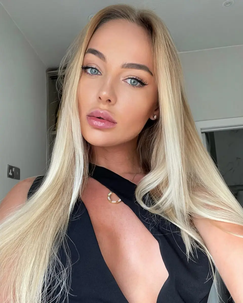 Veronika escort in London