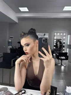 Vikсoria escort in London