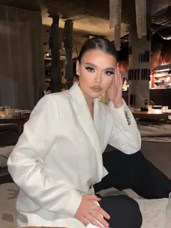 Vikсoria escort in London