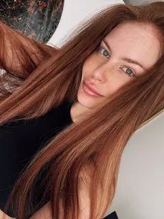 Viola escort in London
