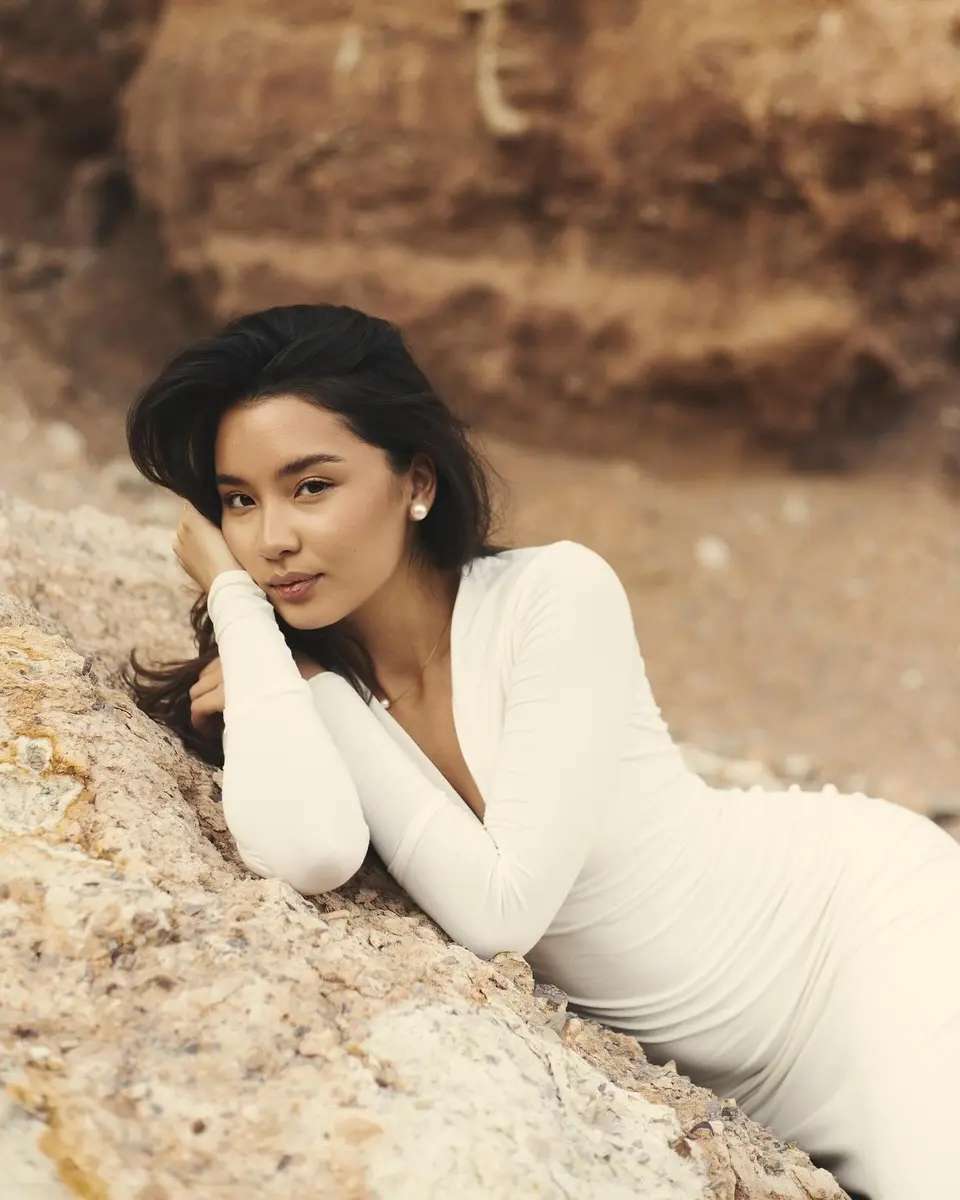 Zoya escort in London